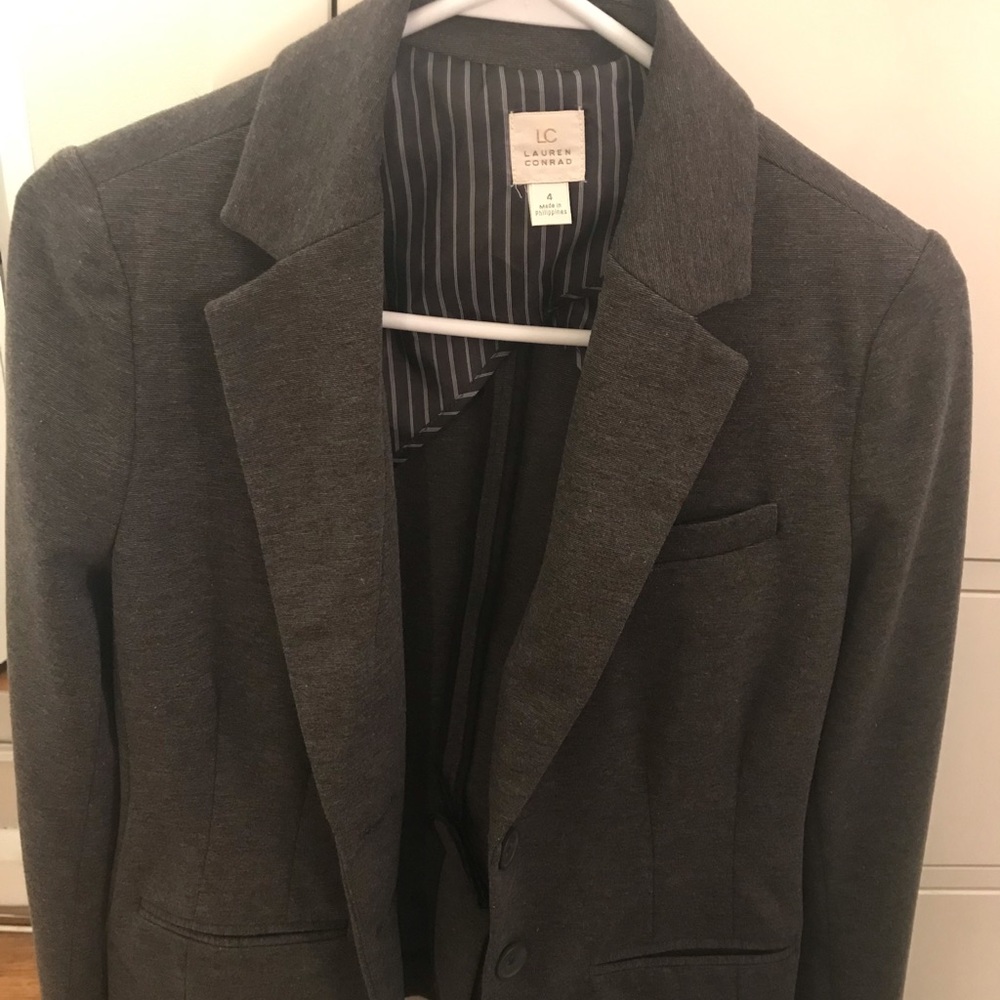 Lauren Conrad grey blazer. Never worn! Size 4